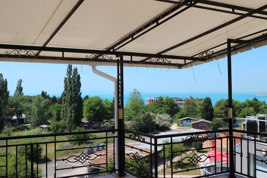 Flowers Apartments Nesebar Exteriör bild